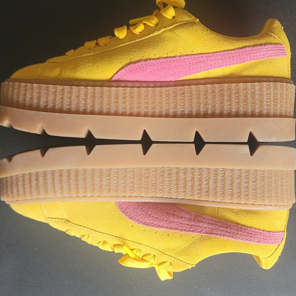 Woman shoes